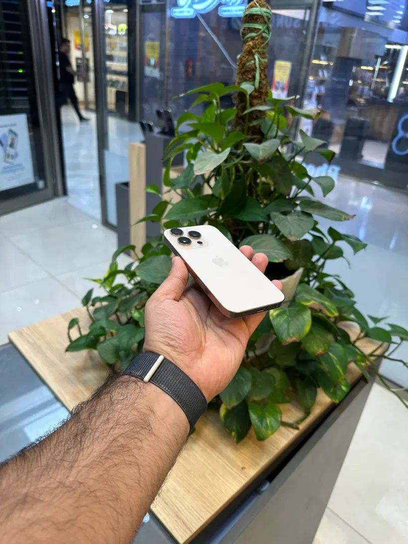 اپل iPhone 16 Proباحافظهٔ ۱۲۸ گیگابایتzaa۳۰بارشارژ|موبایل|اصفهان, احمدآباد|دیوار