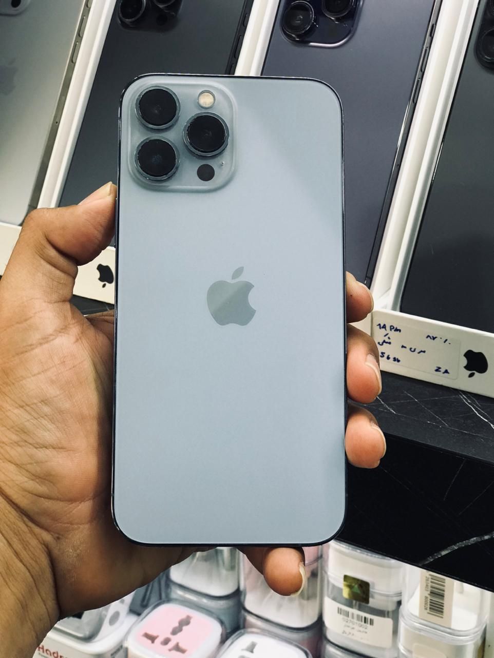 اپل iPhone13 Pro Max با حافظهٔ ۲۵۶ گیگابایت|موبایل|نظرآباد, |دیوار