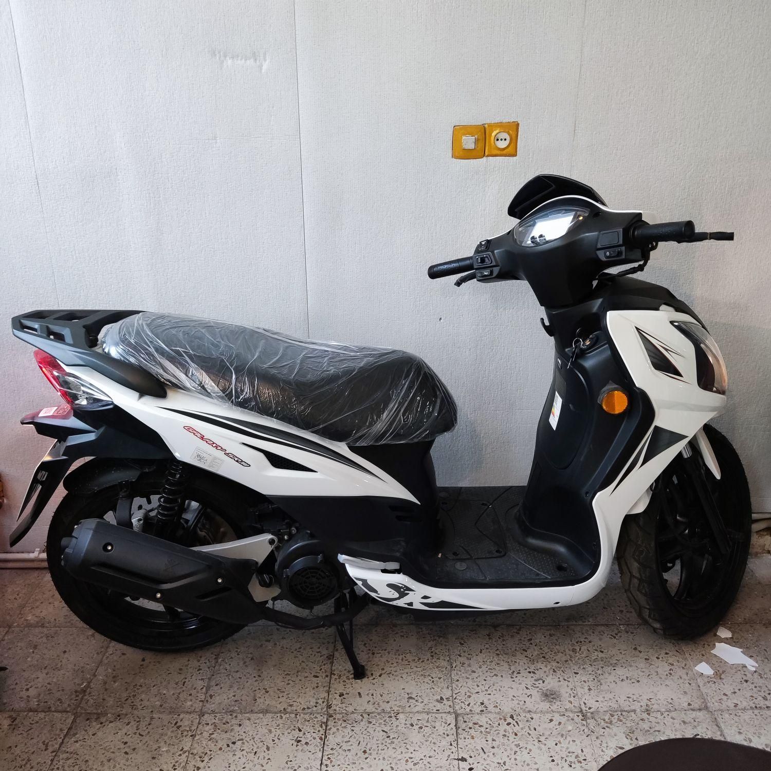 موتورسیکلت گلکسی SYM SR200 صفر کیلومتر|موتورسیکلت|تهران, شمیران‌نو|دیوار