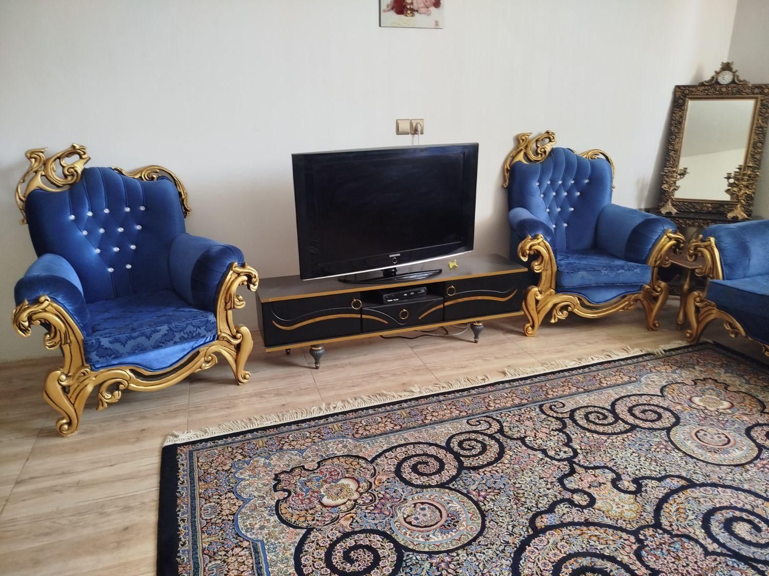 سرویس مبلمان و پرده و ویترین|مبلمان خانگی و میز عسلی|اصفهان, قهجاورستان|دیوار