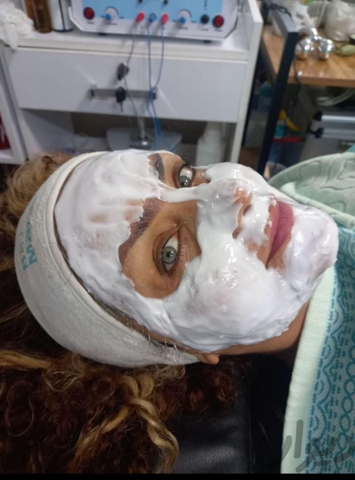 جشنواره پاکسازی و فیشیال پوست|خدمات آرایشگری و زیبایی|اصفهان, جلفا|دیوار