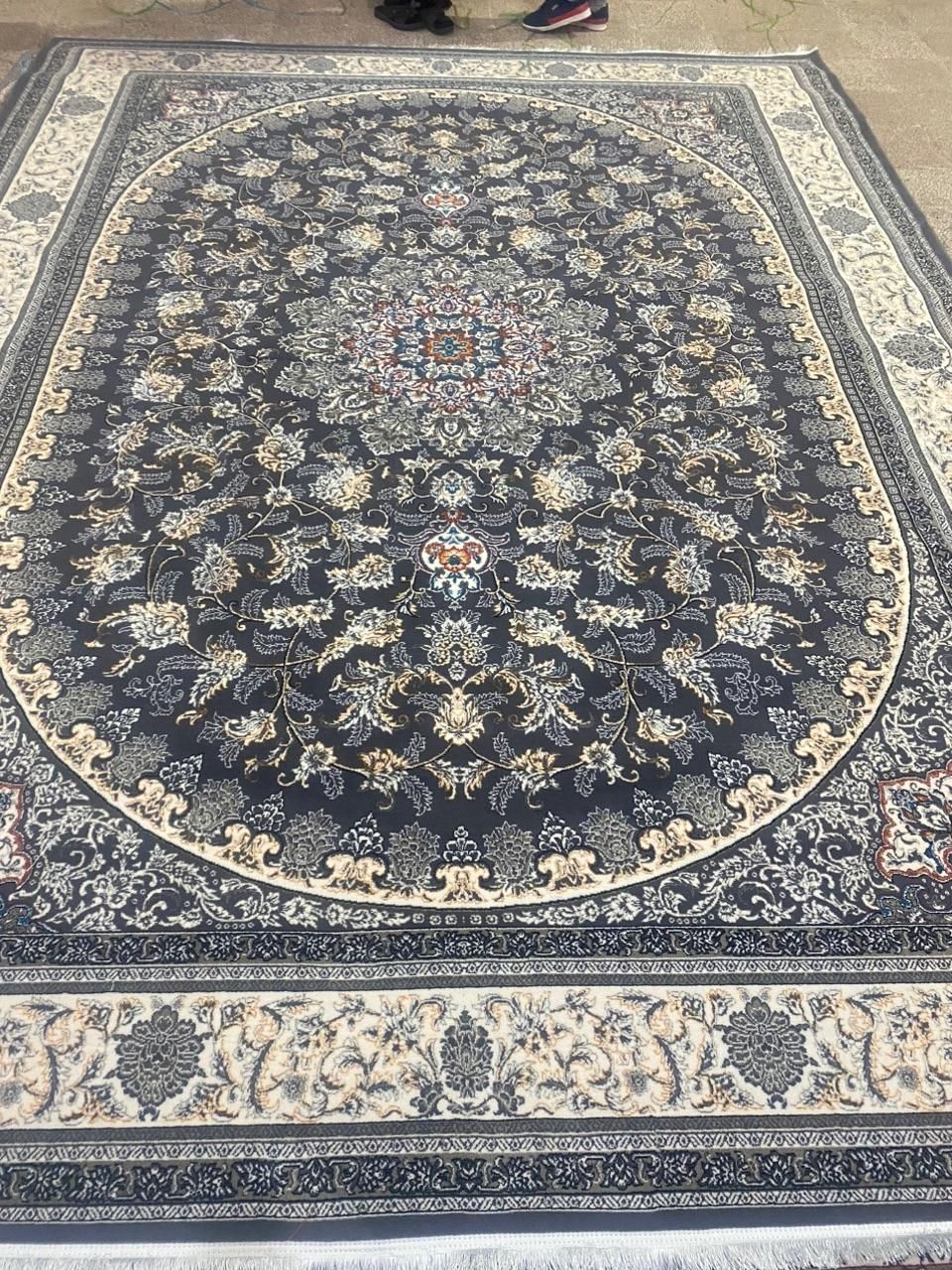 منشی فروشگاه فرش|استخدام خدمات فروشگاه و رستوران|جویبار, |دیوار