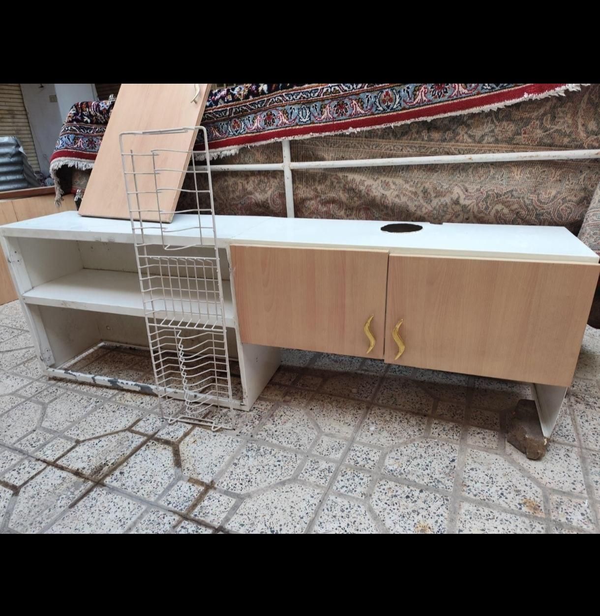 کابینت آبچکان و هود|آب‌چکان و نظم‌دهنده ظروف|فولادشهر, C5|دیوار