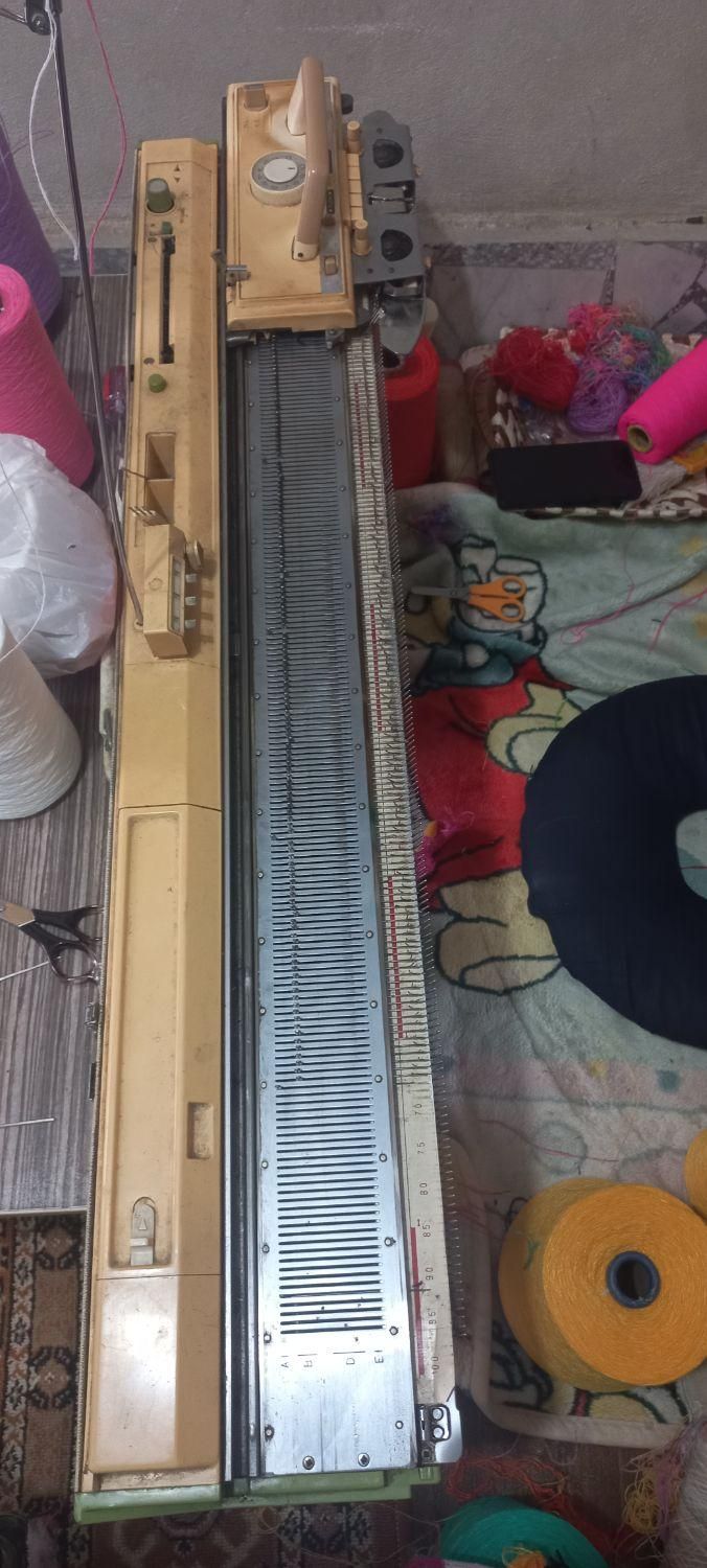 ماشین بافندگی|چرخ خیاطی و ریسندگی|فومن, |دیوار