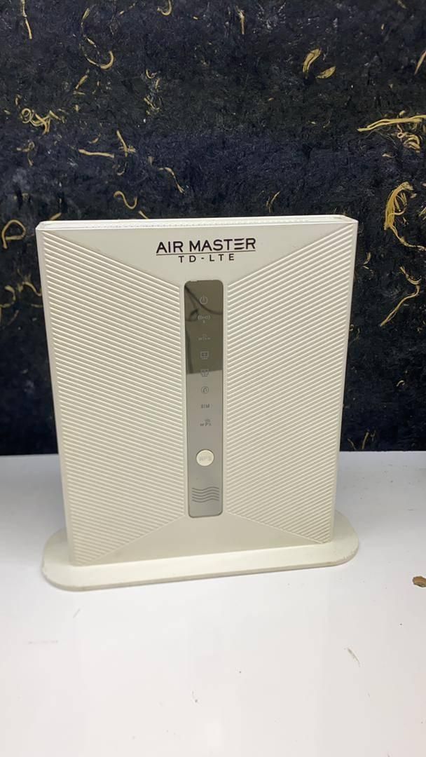 مودم td lte هواوی air master m3000|مودم و تجهیزات شبکه|شیراز, خلدبرین|دیوار