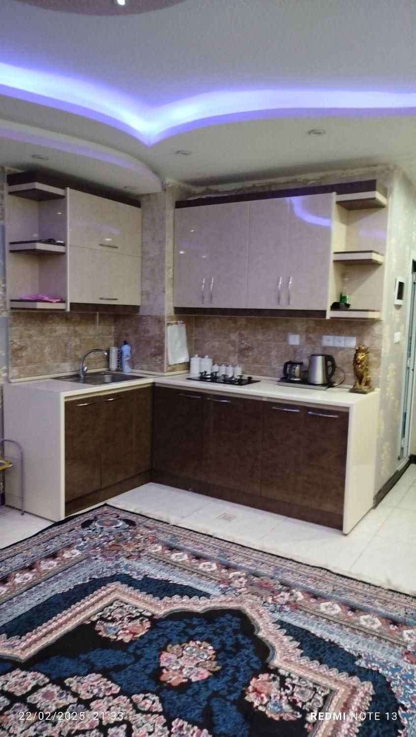 اجاره روزانه سویت داخل بازار|اجارهٔ کوتاه‌مدت آپارتمان و سوئیت|بندر گناوه, |دیوار