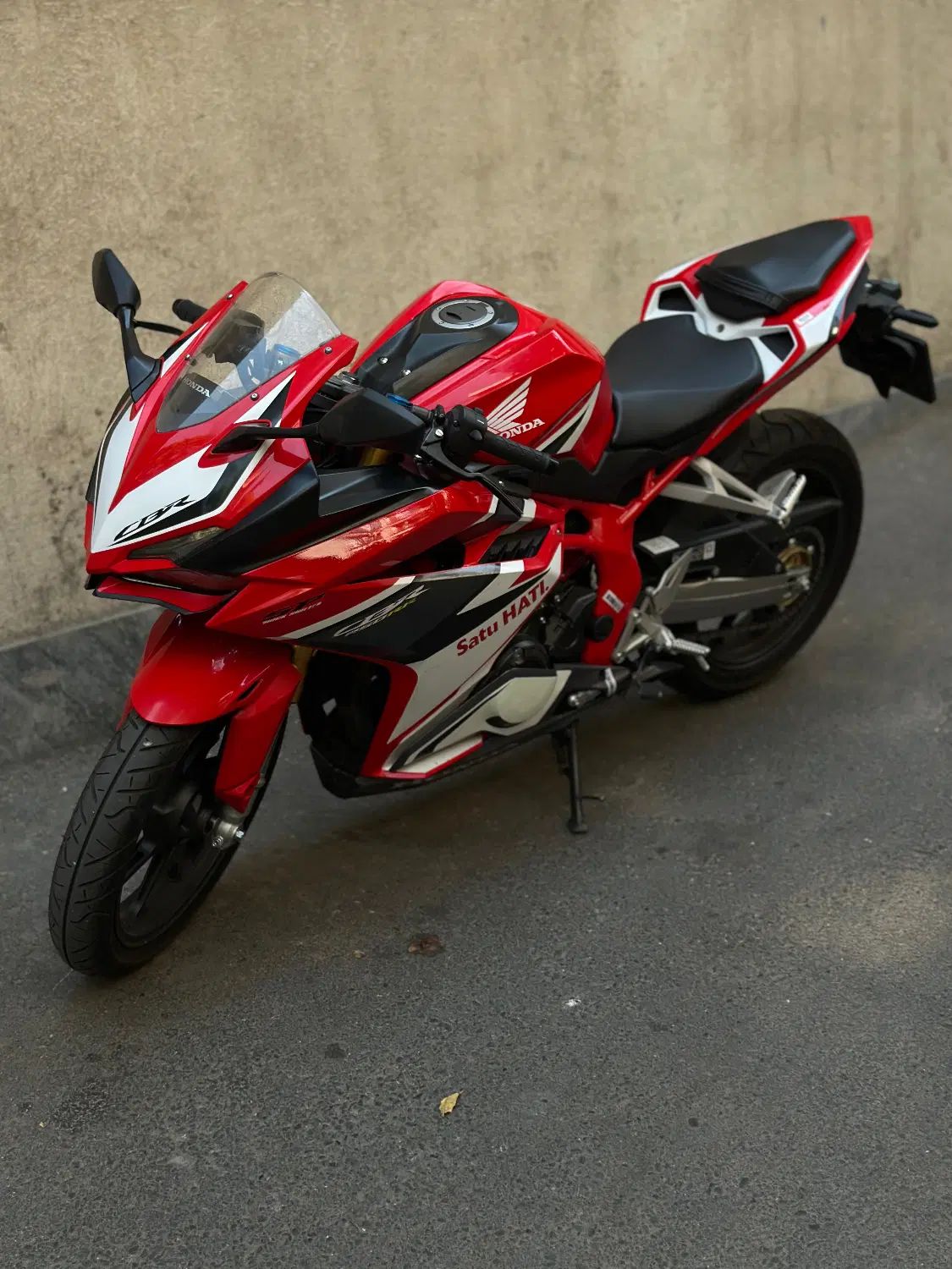 cbr 250 فول اسپشیال همراه کوییک شیفتر|موتورسیکلت|تهران, قلهک|دیوار