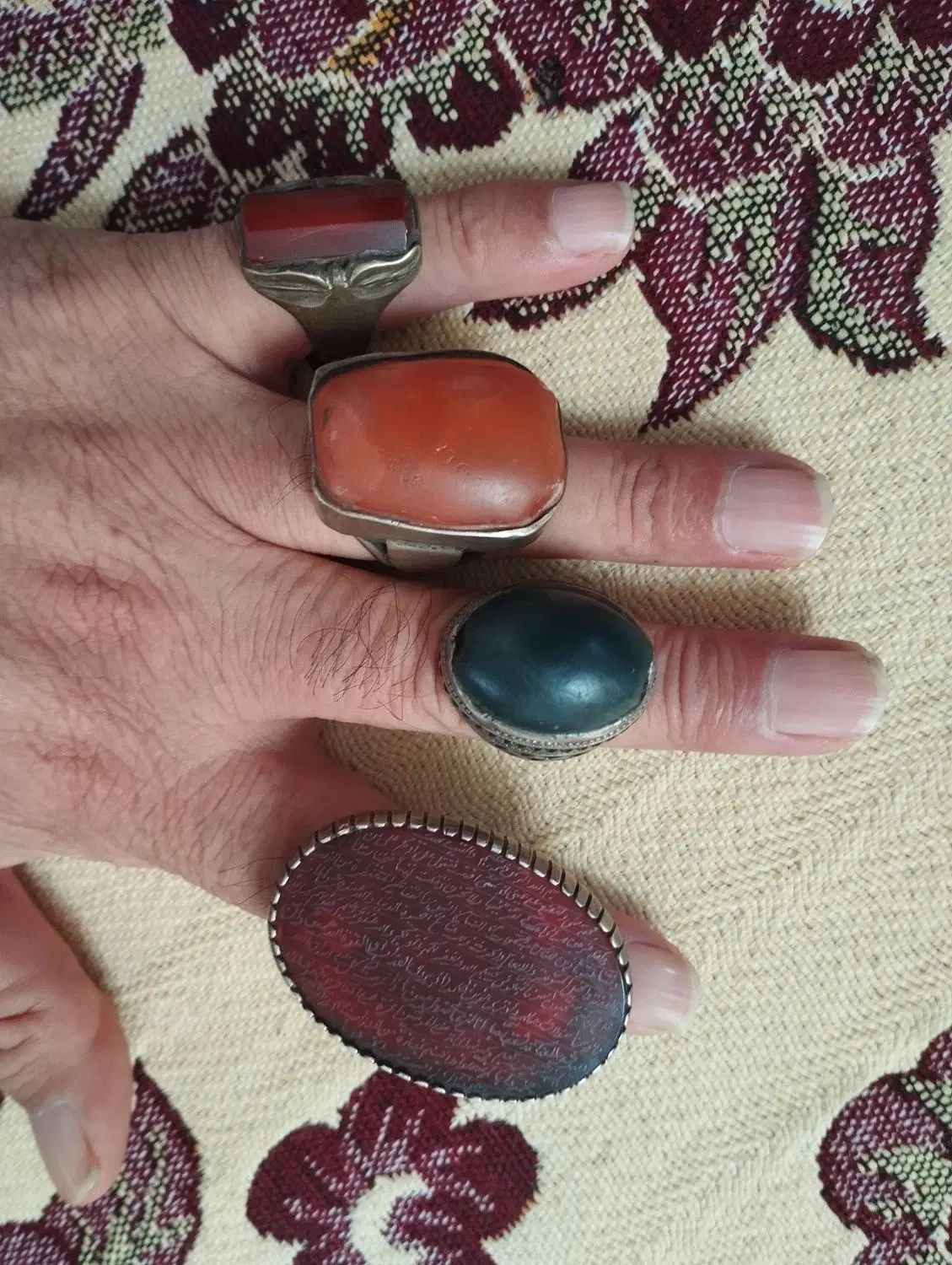 انگُشتر|جواهرات|اصفهان, ارغوانیه|دیوار