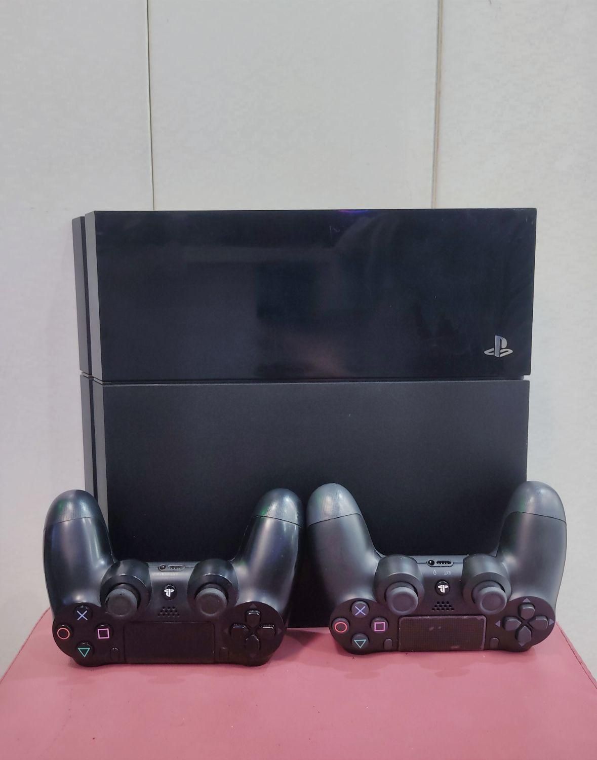 ps4 fat دو‌دسته|کنسول، بازی ویدئویی و آنلاین|تهران, فلسطین (میدان انقلاب)|دیوار