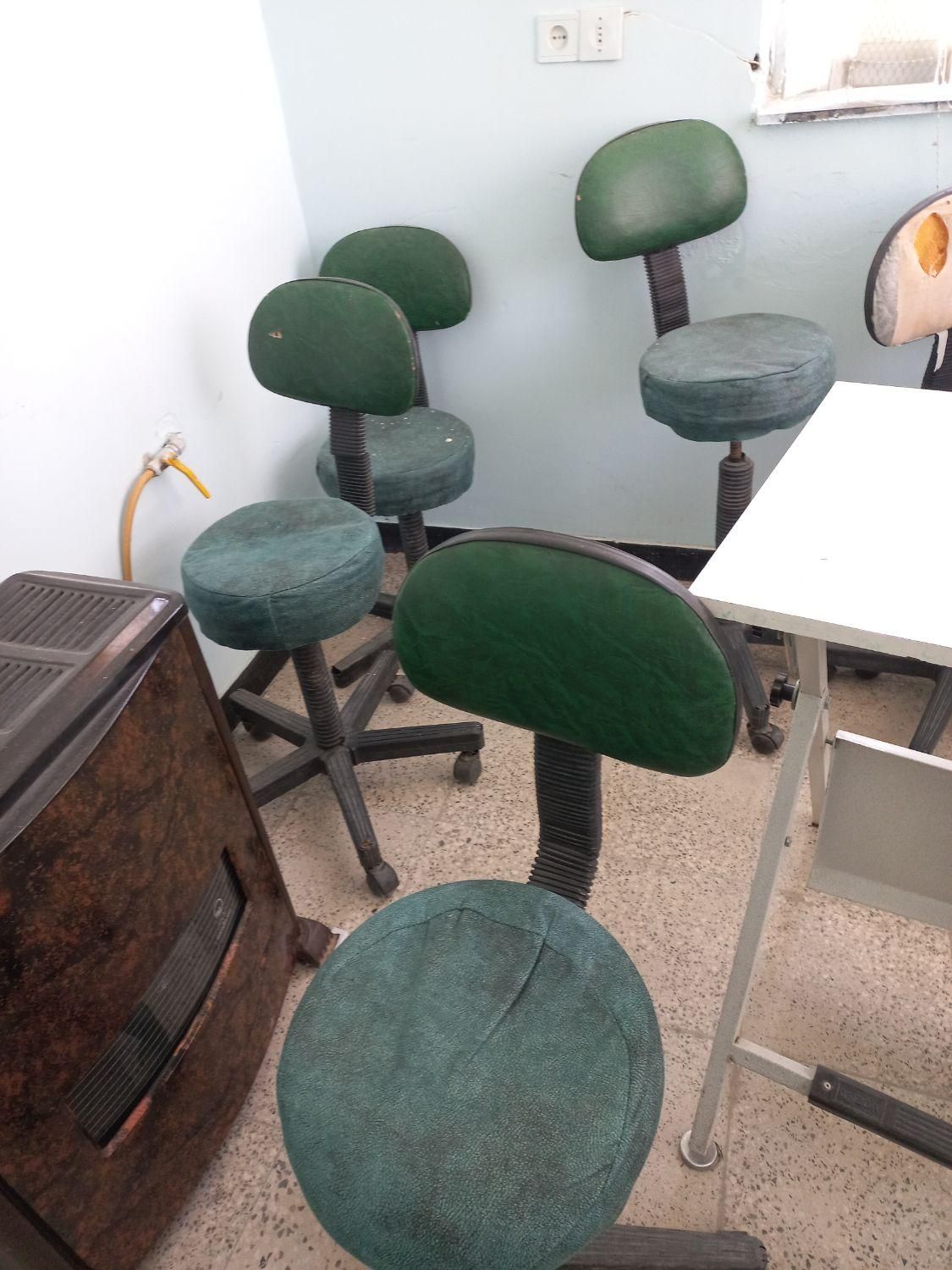 *میز و صندلی تمیز ارزون*|مبلمان اداری|یاسوج, |دیوار