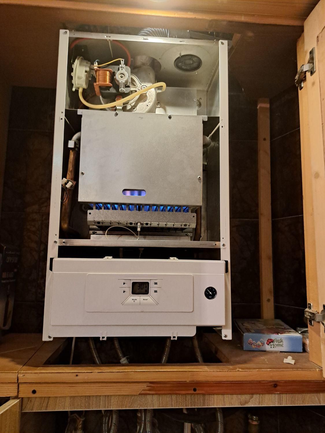 پکیج دیواری بوتان ایرانرادیاتور و..|خدمات پیشه و مهارت|اردبیل, |دیوار