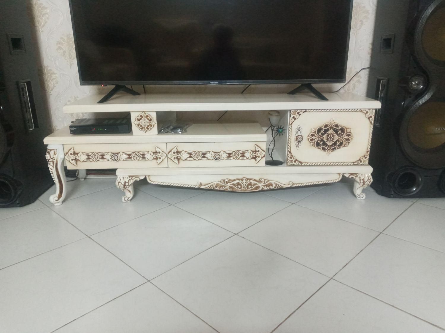 میزتلویزیزنشیک|میز تلویزیون|پیشوا, |دیوار