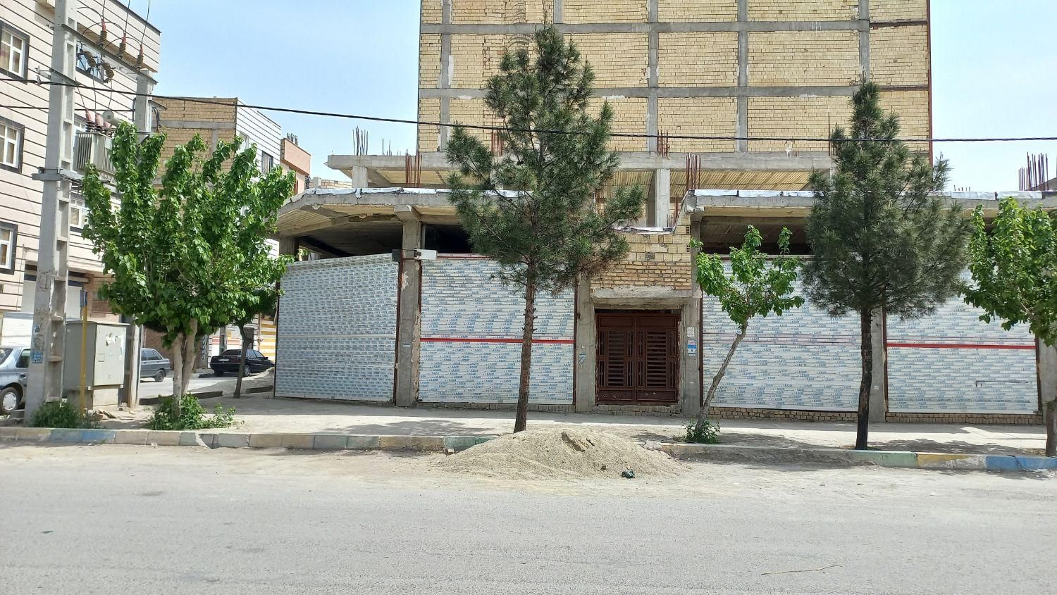 فروش مغازه ۱۵۰ متری، نصیر آباد نبش اخوان و مطهری|فروش مغازه و غرفه|رباط‌کریم, نصیرشهر|دیوار
