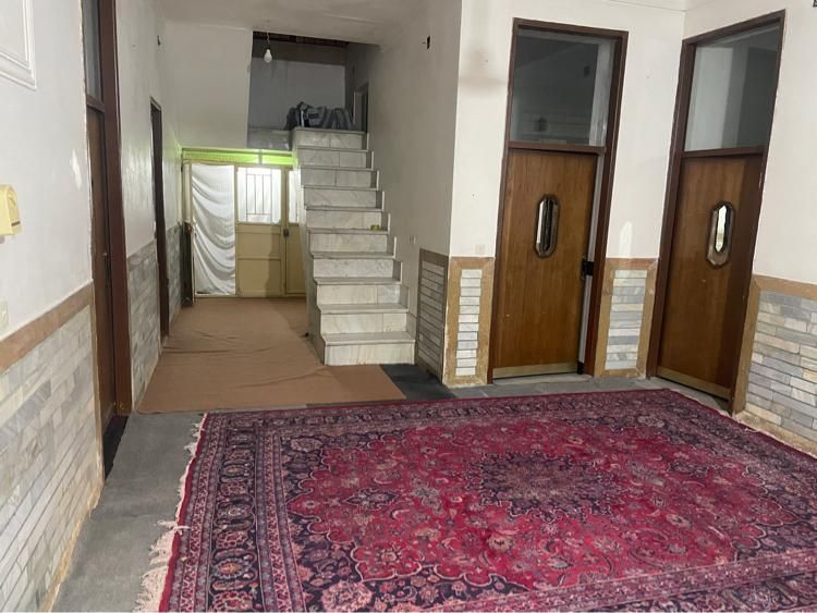 خانه ویلای ۲۵۰ متر خونه و۵۸۸ متر زمین در عنبرآباد|فروش خانه و ویلا|جیرفت, |دیوار