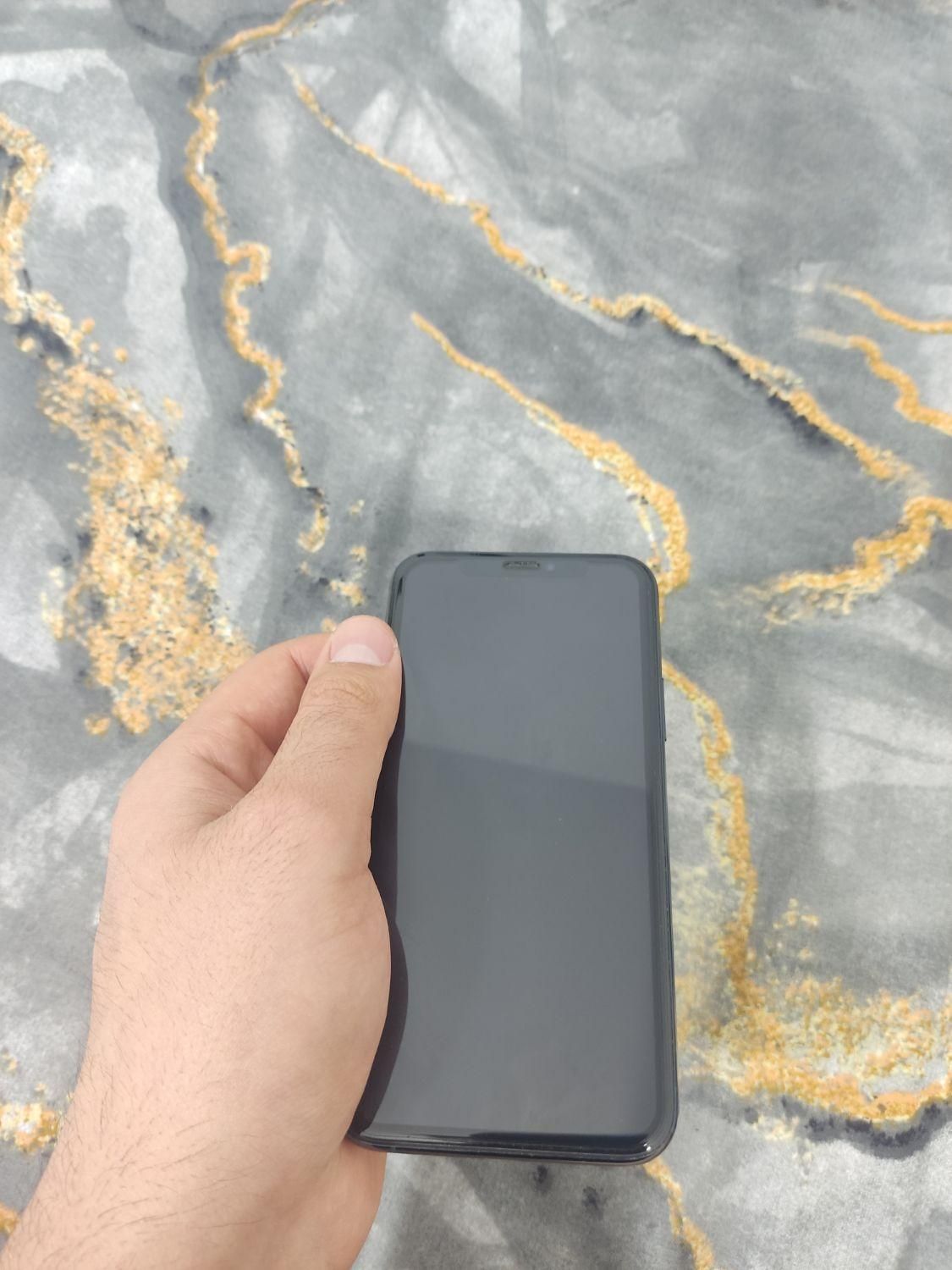 اپل iPhone 11 Pro با حافظهٔ ۲۵۶ گیگابایت|موبایل|قم, بنیاد|دیوار