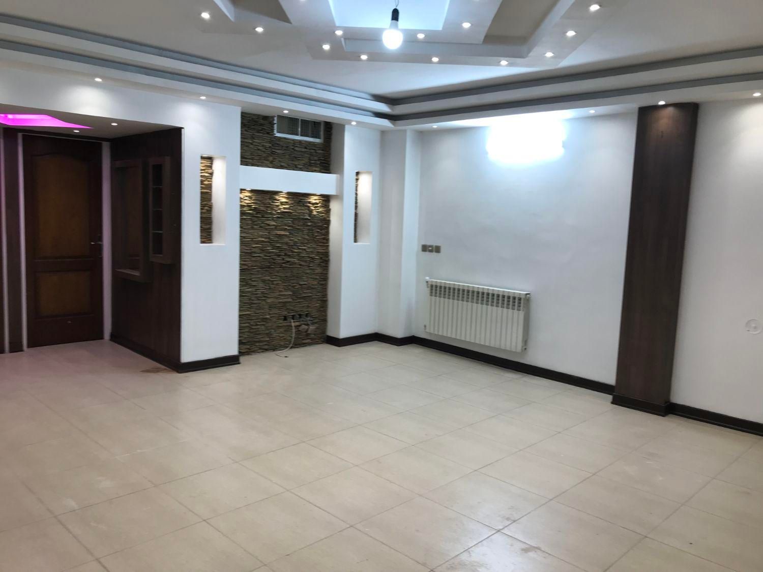 فروش آپارتمان ۷۸ متری ۱ خوابه طبقه دوم|فروش آپارتمان|اصفهان, مهرآباد|دیوار