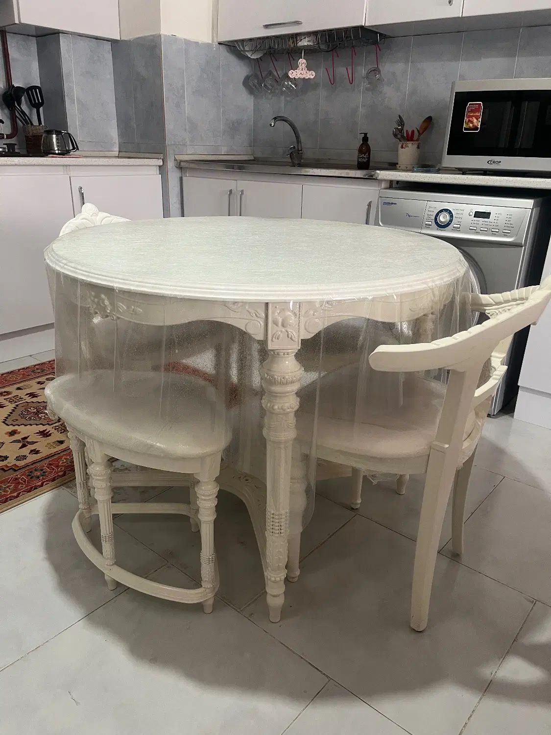 میز ناهار خوری|میز و صندلی غذاخوری|رشت, نامجو|دیوار
