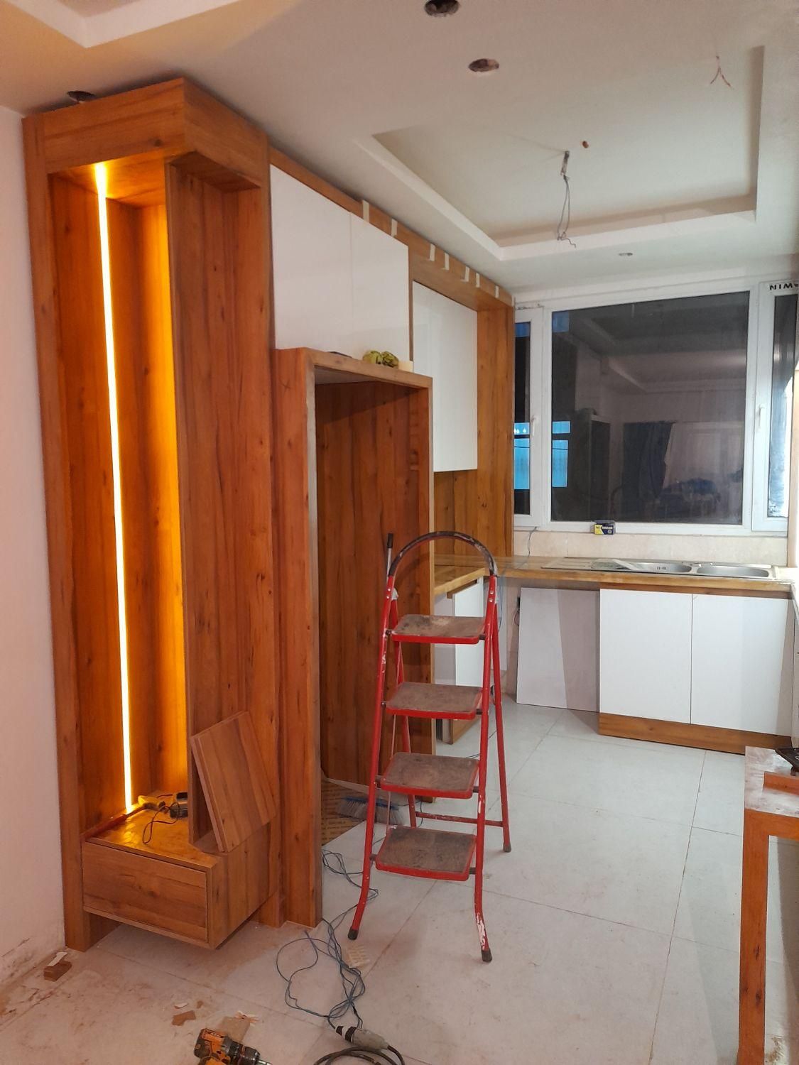 ساخت وتعمیر انواع مصنوعات چوبی وMDF|خدمات پیشه و مهارت|تهران, صادقیه|دیوار