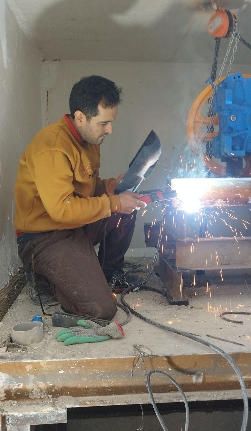 شاگرد و کار آموز آسانسور نیازمندیم با حقوق کافی|استخدام صنعتی، فنی، مهندسی|تبریز, |دیوار