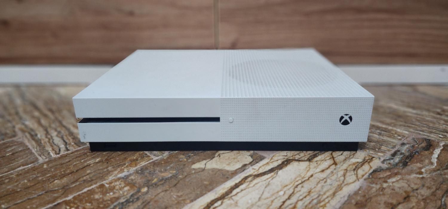 Xbox one s 1ترابایت ایکس باکس|کنسول، بازی ویدئویی و آنلاین|تهران, میرداماد|دیوار