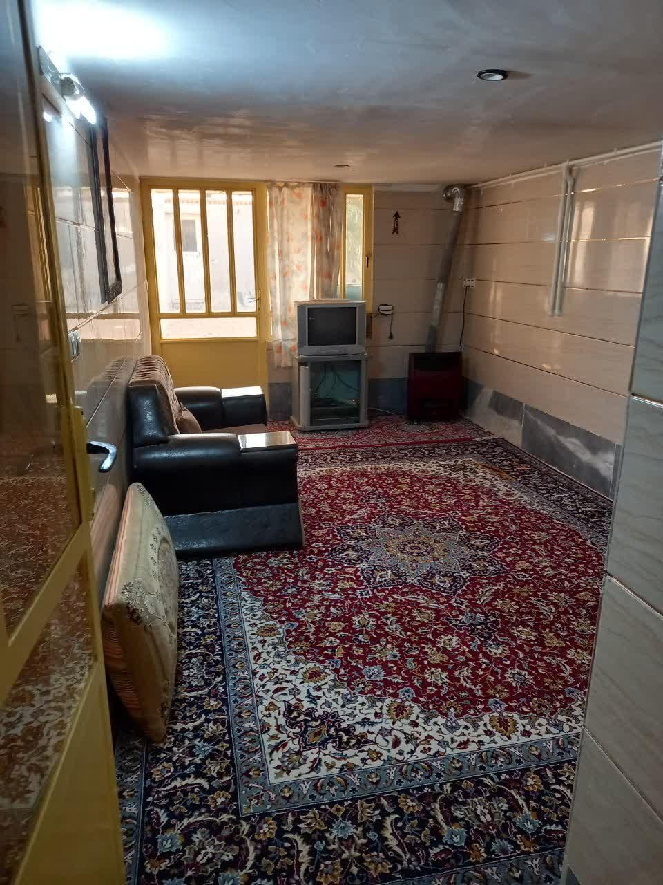 اجاره روزانه/هفتگی سوییت|اجارهٔ کوتاه‌مدت آپارتمان و سوئیت|خور (اصفهان), |دیوار