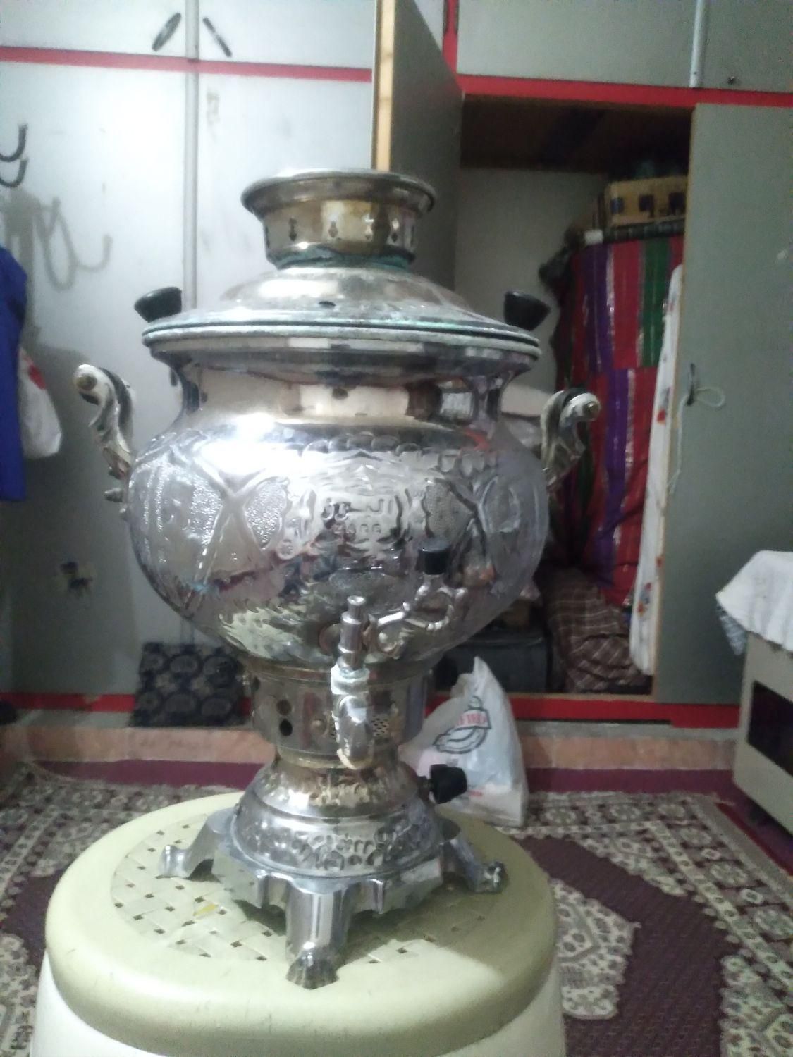 سماور گازی قدیمی  با کنده کاری دست|سماور، چای‌ساز، قهوه‌ساز|مشهد, خواجه ربیع|دیوار