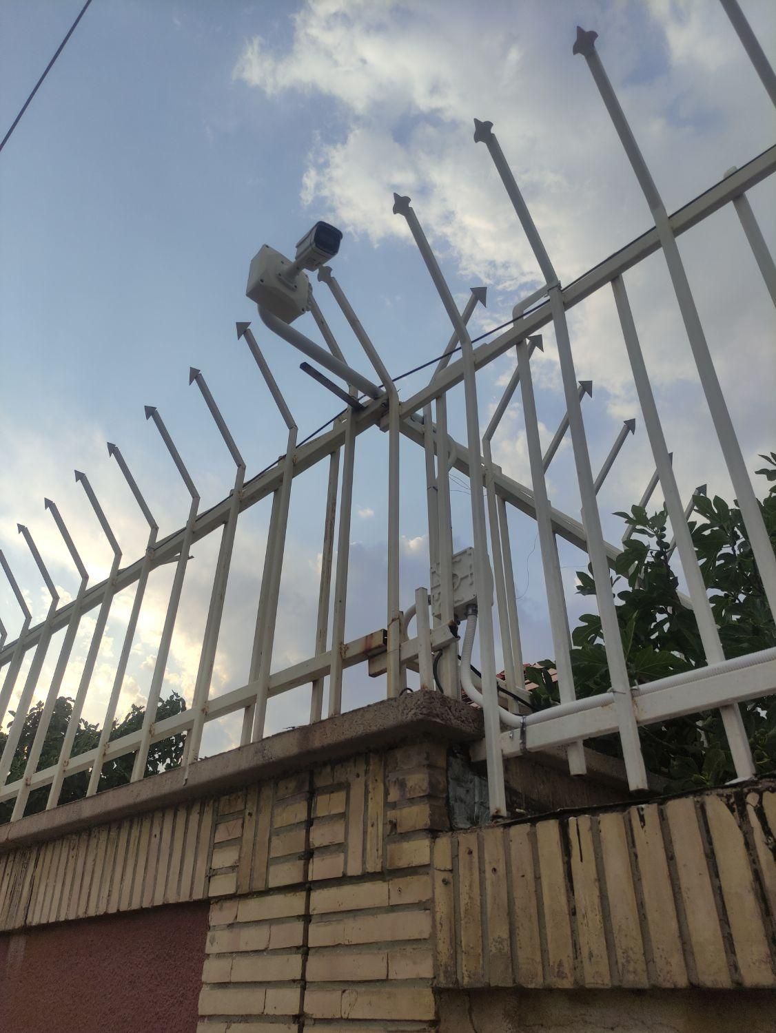 دوربین مداربسته و دزدگیر اماکن.یو پی اس.ups.|دوربین مداربسته|فولادشهر, سایت صنعتی کاوه|دیوار