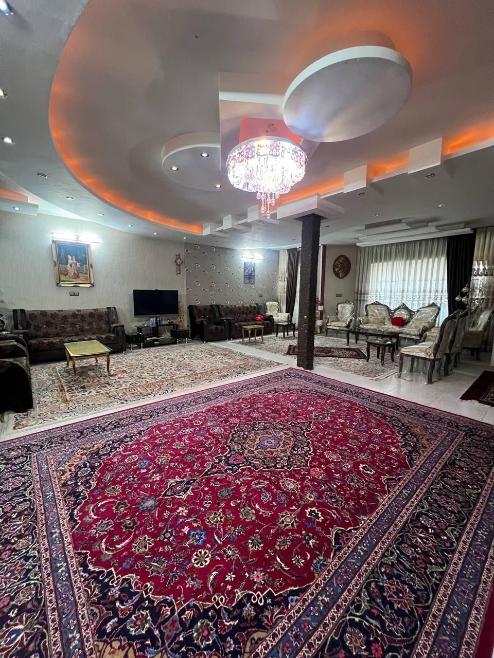 ویلایی فروشی/محدوده خیابان امیرکبیر/۳۰۰متری/دوکله|فروش خانه و ویلا|تربت‌حیدریه, شهید قرنی|دیوار