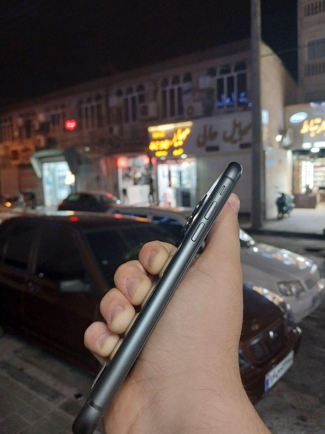 اپل iPhone 11 با حافظهٔ ۱۲۸ گیگابایت رنگ سفید|موبایل|مشهد, هفده شهریور|دیوار