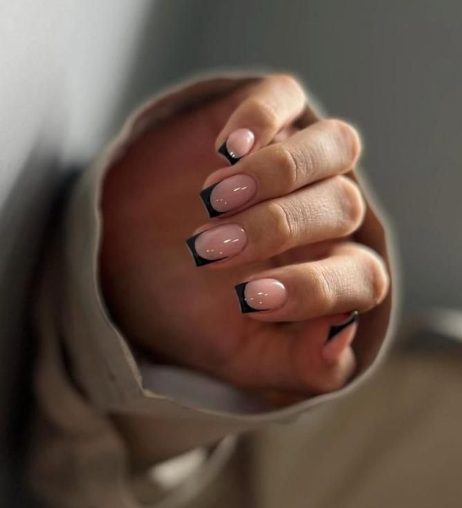 کاشت ناخن حرفه ای|خدمات آرایشگری و زیبایی|هشتگرد, هشتگرد قدیم|دیوار