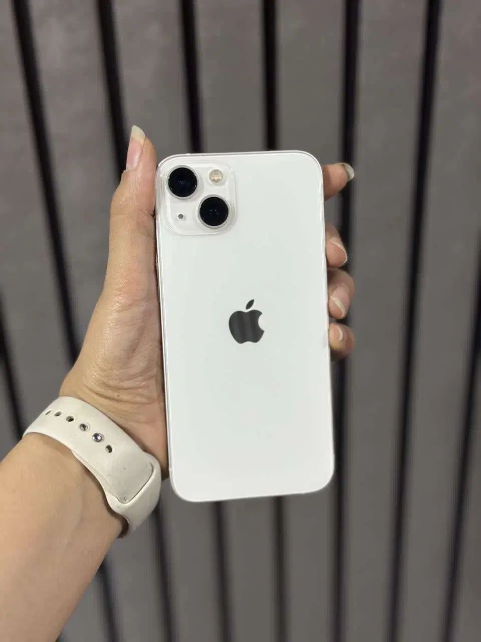 iPhone 13 Normal|موبایل|اصفهان, نقش جهان|دیوار