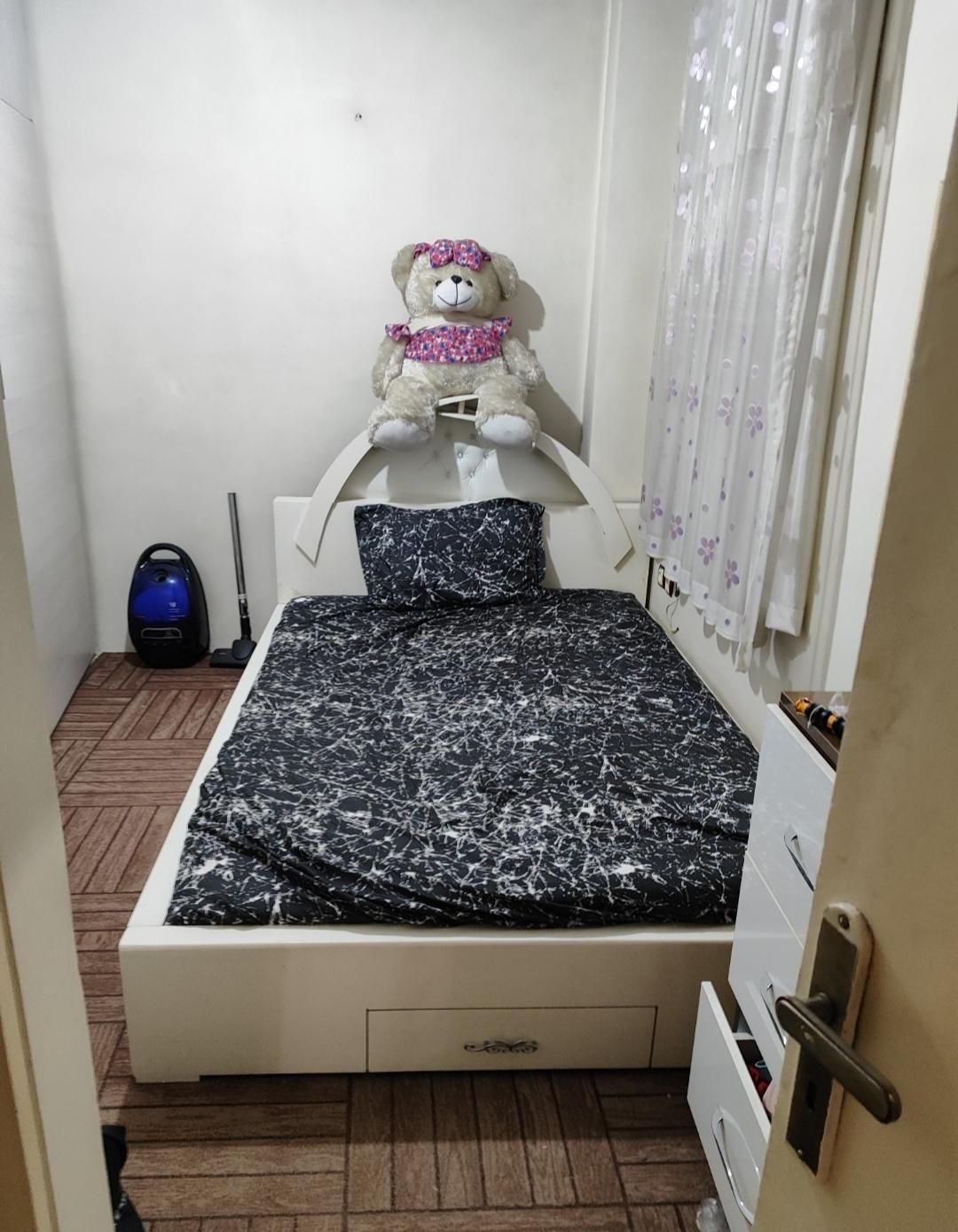 رهن یا اجاره اپارتمان شهرک ولیعصر