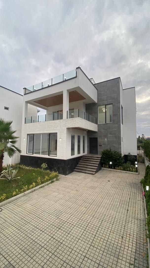 ویلادوبلکس/استخردار/روفگاردن/بهارخواب/مدارک کامل|فروش خانه و ویلا|رویان, |دیوار