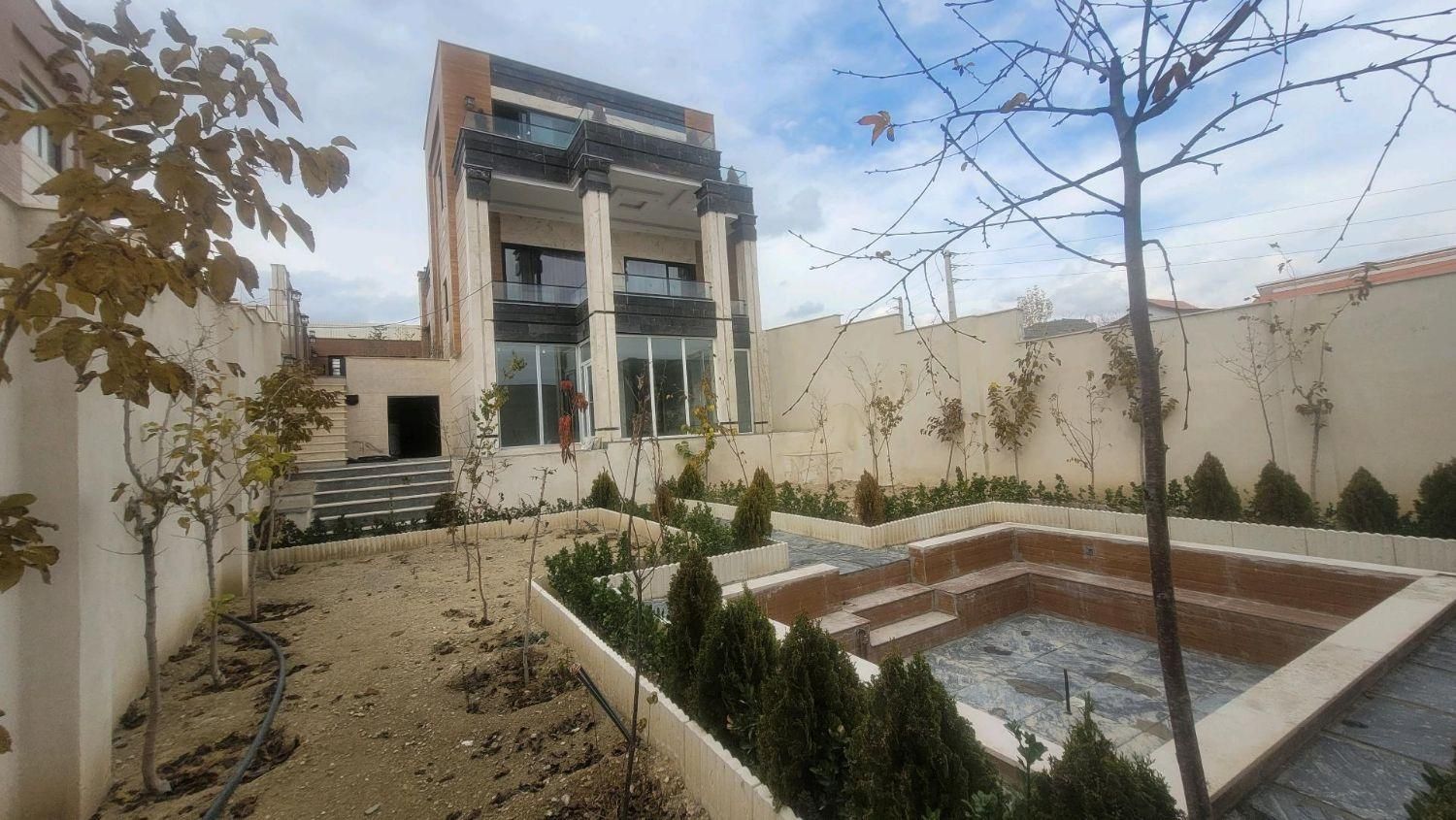 ویلا ۴۰۰ متر ۳۰۰ بنا در مهرآباد رودهن|فروش خانه و ویلا|رودهن, |دیوار