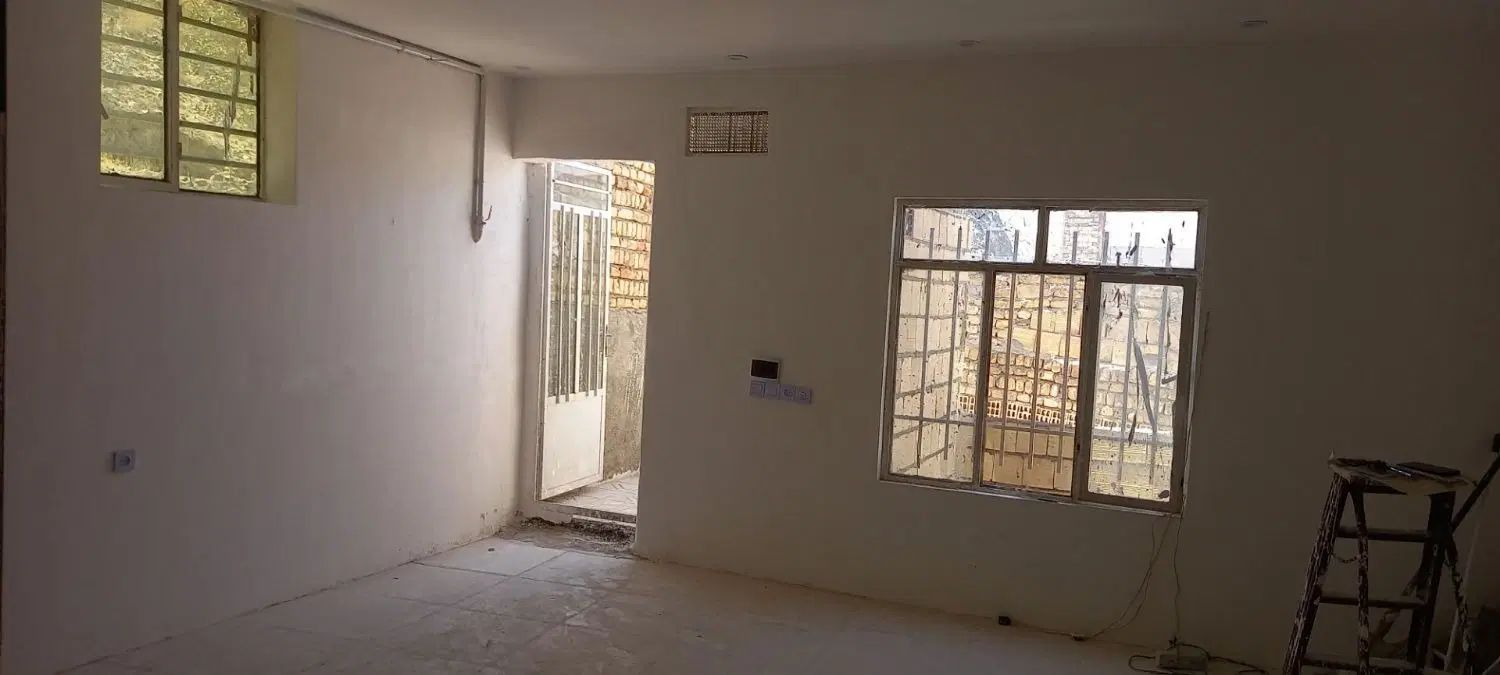 واحدنوساز راه جدا حیاط کوچیک موتور رو کنار پلکان|اجارهٔ خانه و ویلا|مشهد, هفت تیر (نه دره)|دیوار