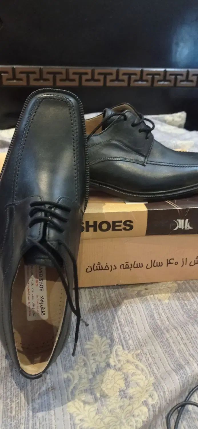 تمام چرم دست دوز سایز ۴۰ کاملا نو|کیف، کفش، کمربند|تهران, نیاوران|دیوار