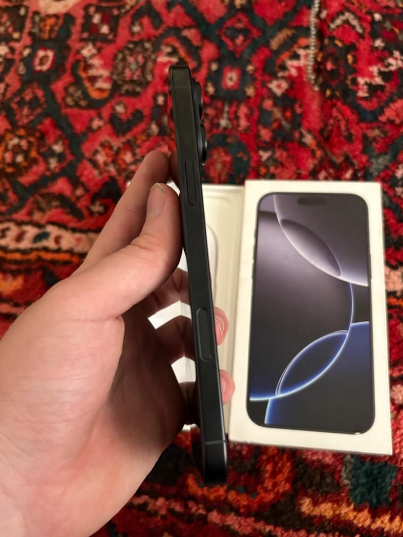اپل iPhone 16 Pro Max با حافظهٔ ۲۵۶ ریجستر شده|موبایل|همدان, |دیوار