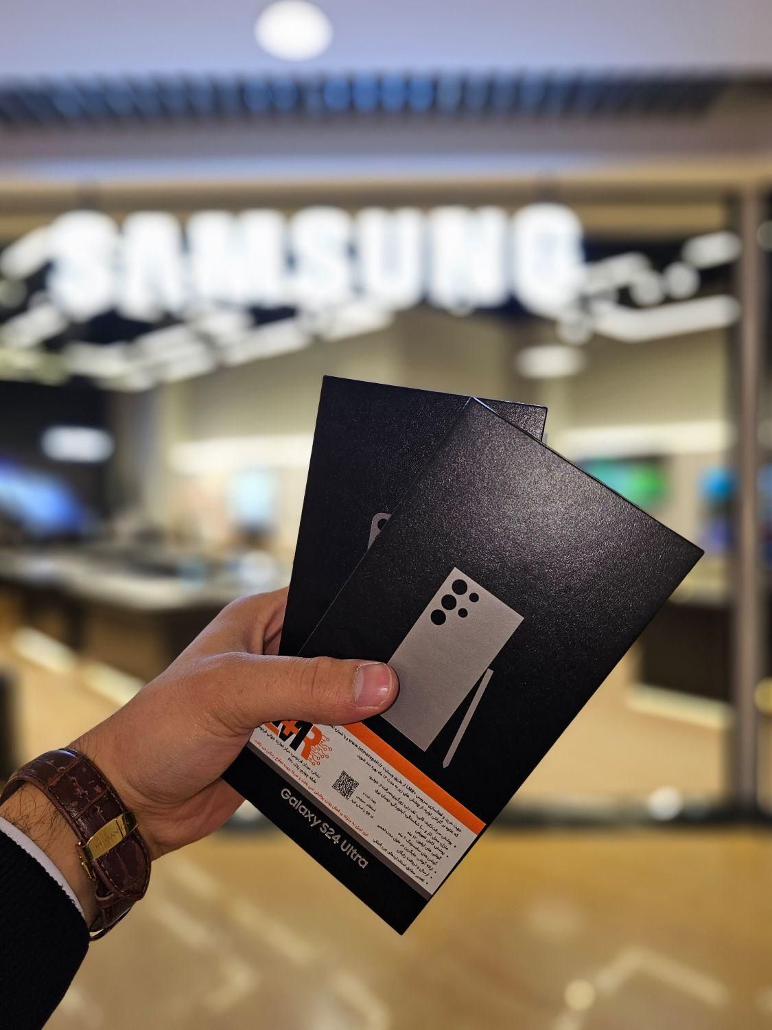 سامسونگ Galaxy S24 Ultra با حافظهٔ ۲۵۶ گیگابایت|موبایل|تهران, پونک|دیوار