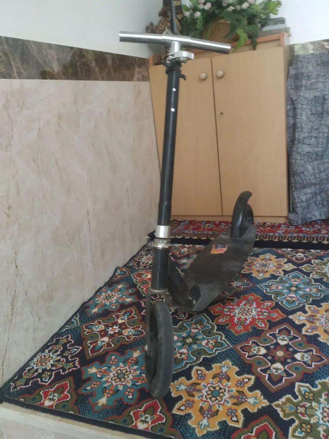 ماشین شارژی سه موتوره کنترلی با باطری وکنترل|اسباب‌‌بازی|اسلام‌‌آباد غرب, |دیوار