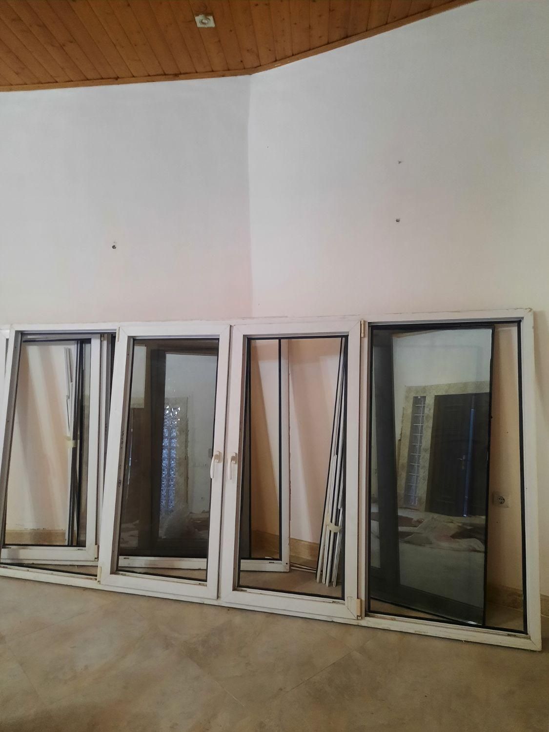 دو عدد پنجره upvc برند وین تک(دوجداره)|مصالح و تجهیزات ساختمان|نور, |دیوار