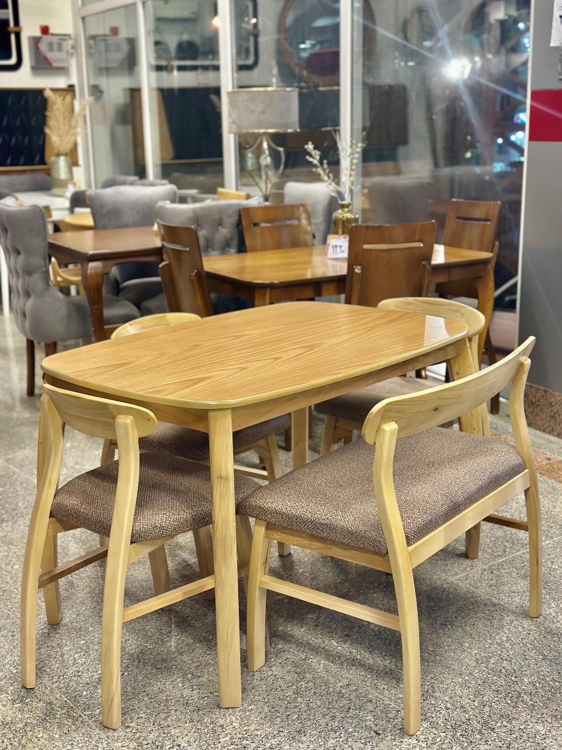 ناهار خوری خرچنگی نیمکتی|میز و صندلی غذاخوری|مشهد, وکیلآباد|دیوار