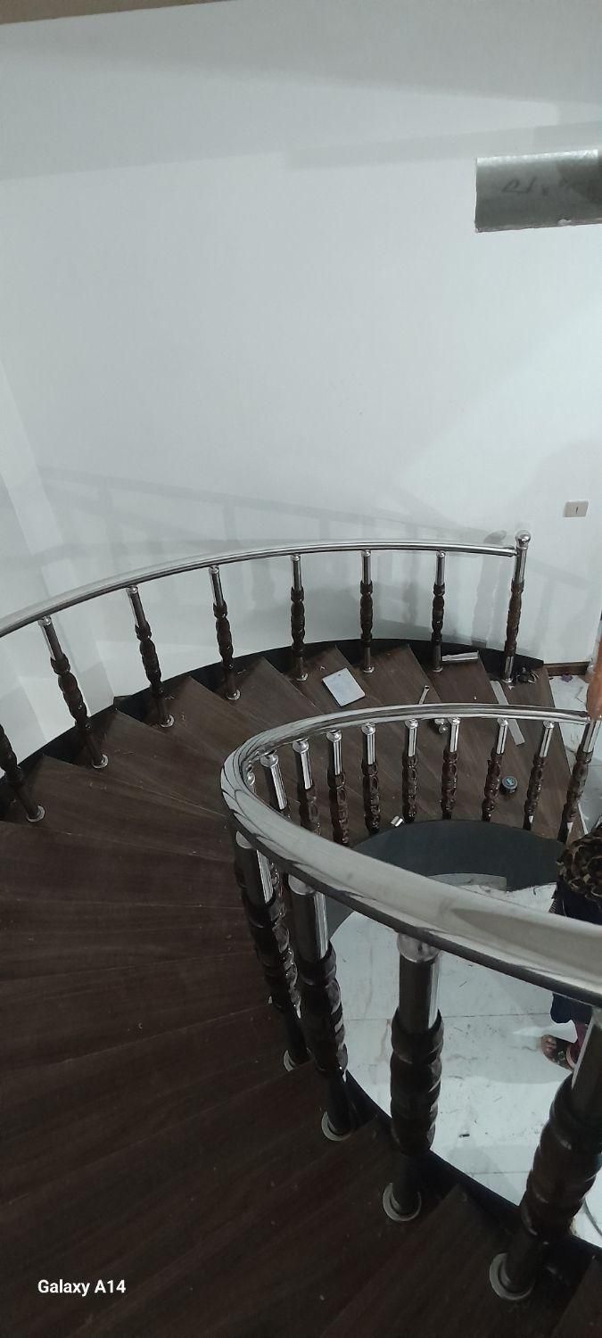 نرده استیل و الومینیوم راه پله|خدمات پیشه و مهارت|خرمآباد, |دیوار