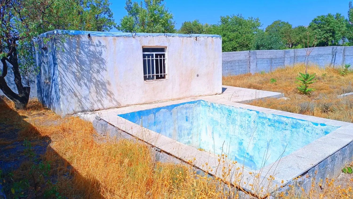 ۴۰۰مترباغ چهاردیواری زعفرانیه رشتقون کورانه میانبر|فروش زمین و ملک کلنگی|قزوین, |دیوار