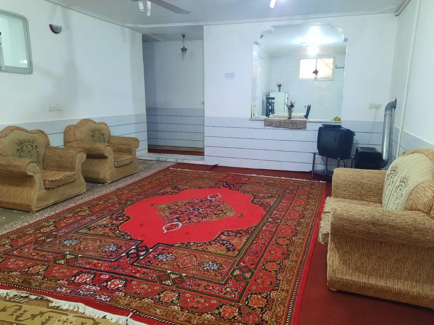 اجاره روزانه/هفتگی/ماهانه آپارتمان|اجارهٔ کوتاه‌مدت آپارتمان و سوئیت|طبس, |دیوار