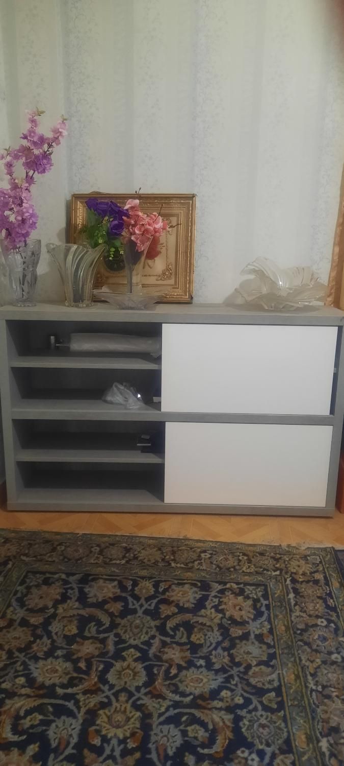 کتابخانه و دکوری برند ایکیا|کتابخانه، شلف، قفسه‌های دیواری|تهران, حکیمیه|دیوار