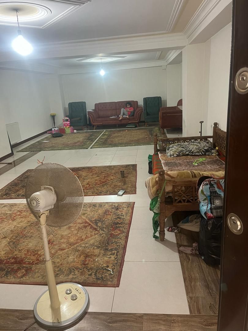 فروش آپارتمان مستقل۱۴۴ متری .همکف حیاط دار۲ خوابه|فروش آپارتمان|محمدشهر, شهرک چمران|دیوار