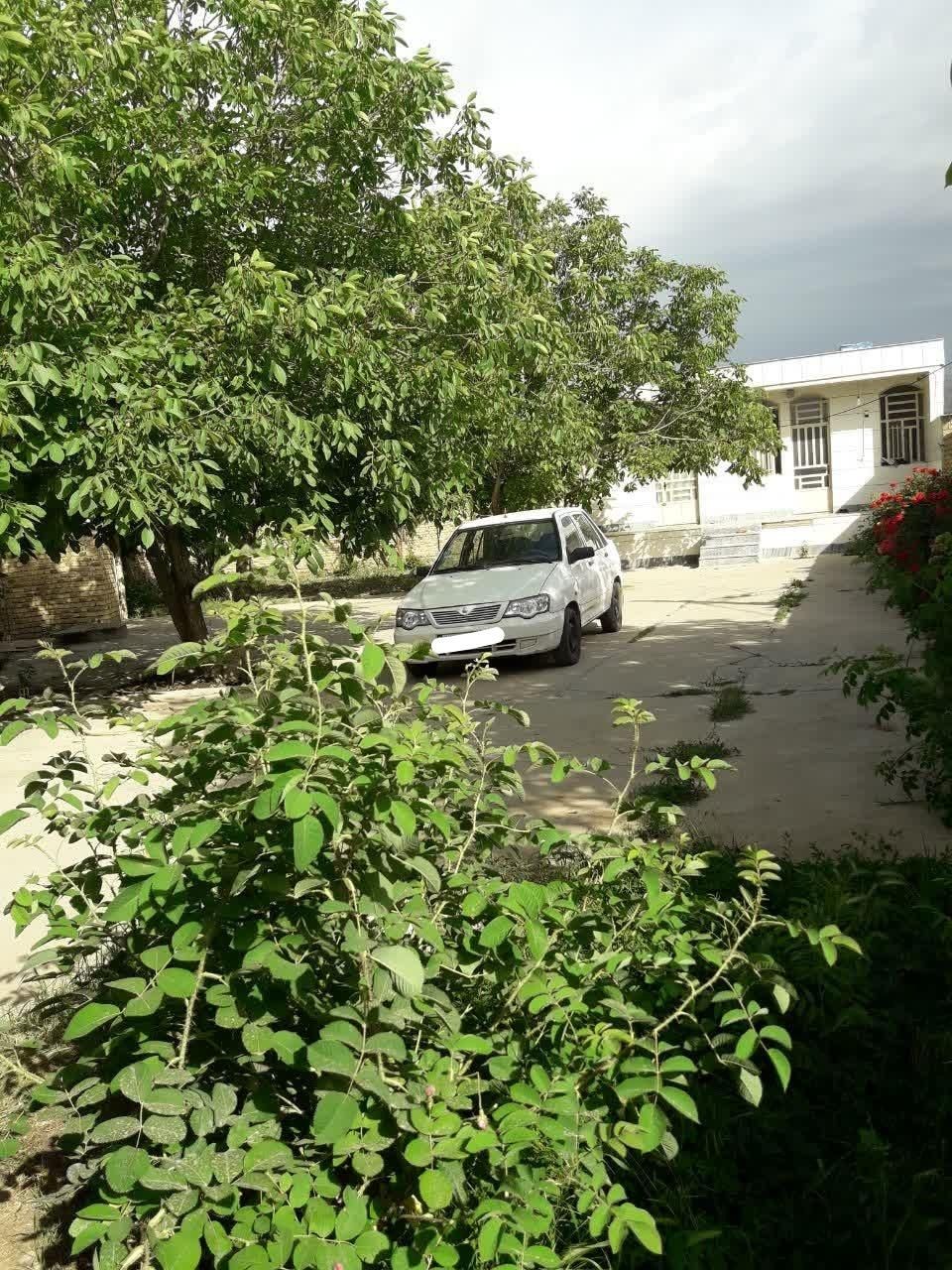 باغ ویلا ۷۰۰متری نزدیک هفت حوض و مخملکوه|اجارهٔ کوتاه‌مدت ویلا و باغ|خرم‌آباد, |دیوار