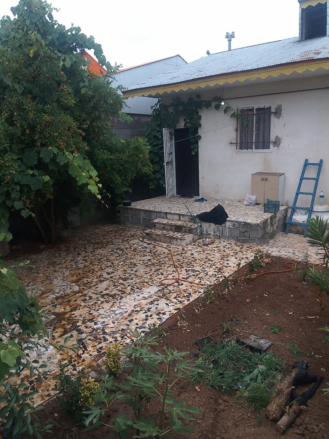 محیط امن و با آرامش|اجارهٔ کوتاهمدت آپارتمان و سوئیت|رشت, فخب|دیوار