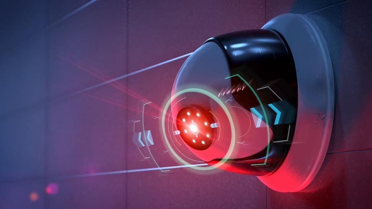 انواع دوربین مداربسته و دزدگیر اماکن|دوربین مداربسته|شیراز, زند|دیوار