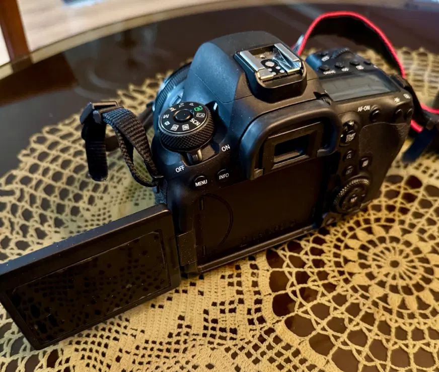 Canon 6D Mark II|دوربین عکاسی و فیلم‌برداری|کرج, گوهردشت|دیوار